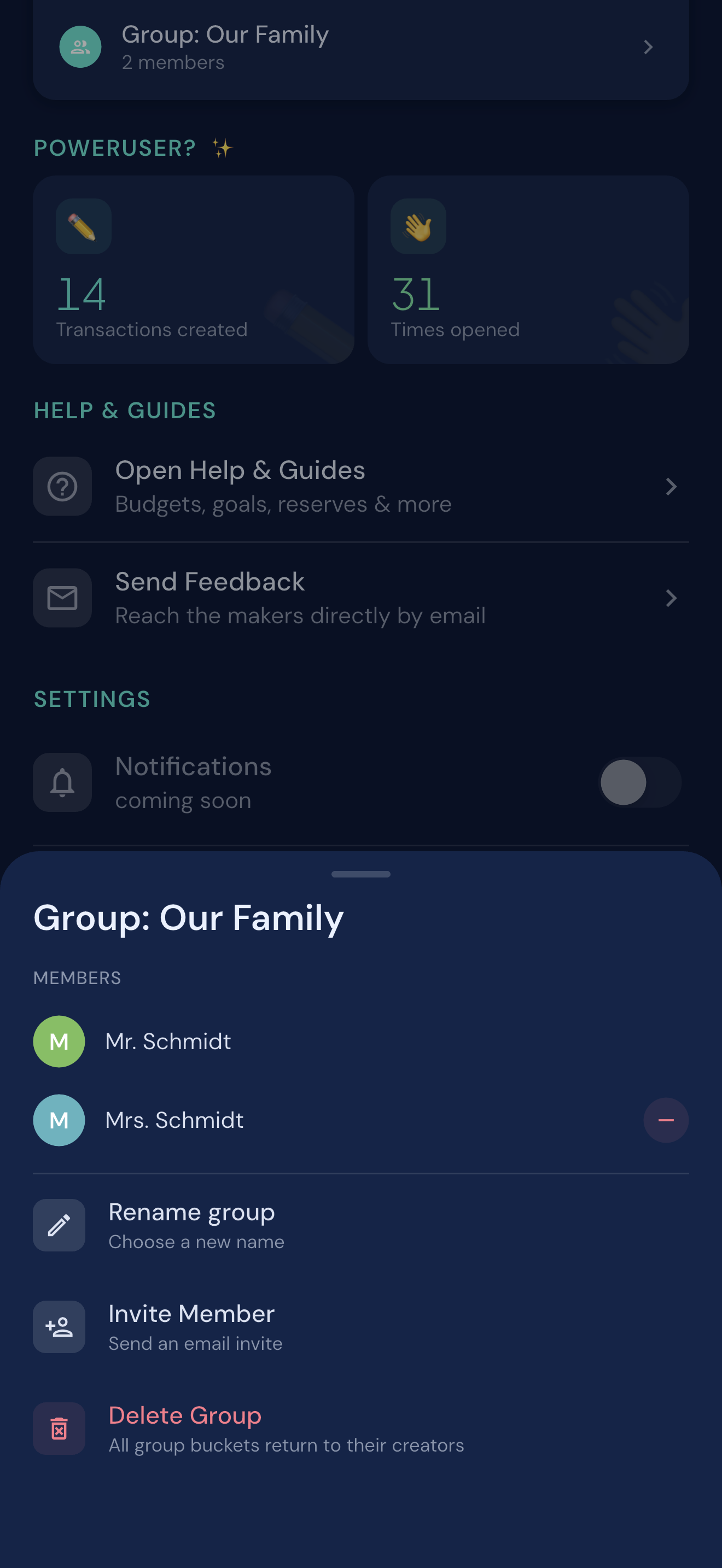 Group management in Schmidti Budget showing household members and options to rename, invite, or delete the group